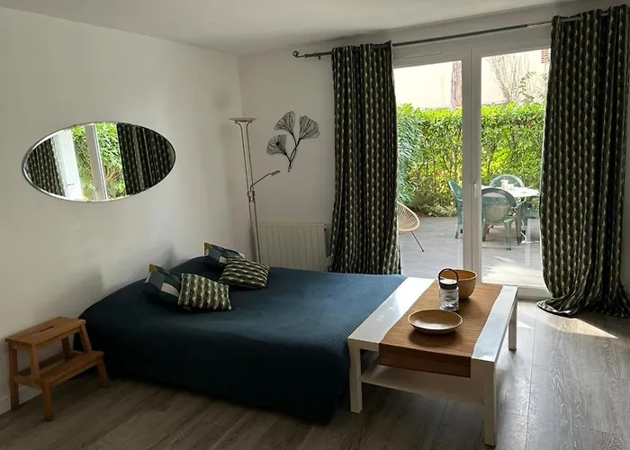 Terrasse Vilmer, 3 Personnes, Hyper Centre, Terrasse & Parking 아파트 *