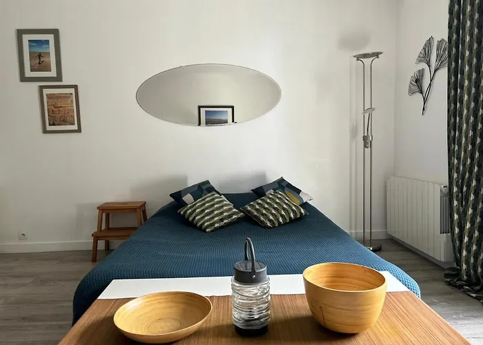 아파트 Terrasse Vilmer, 3 Personnes, Hyper Centre, Terrasse & Parking